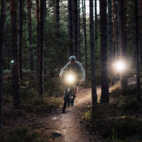 OLIGHT  RN 2000 ˳