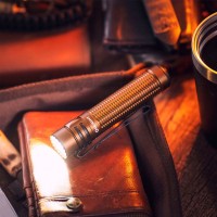 OLIGHT  Warrior Mini 3 Desert Tan ˳